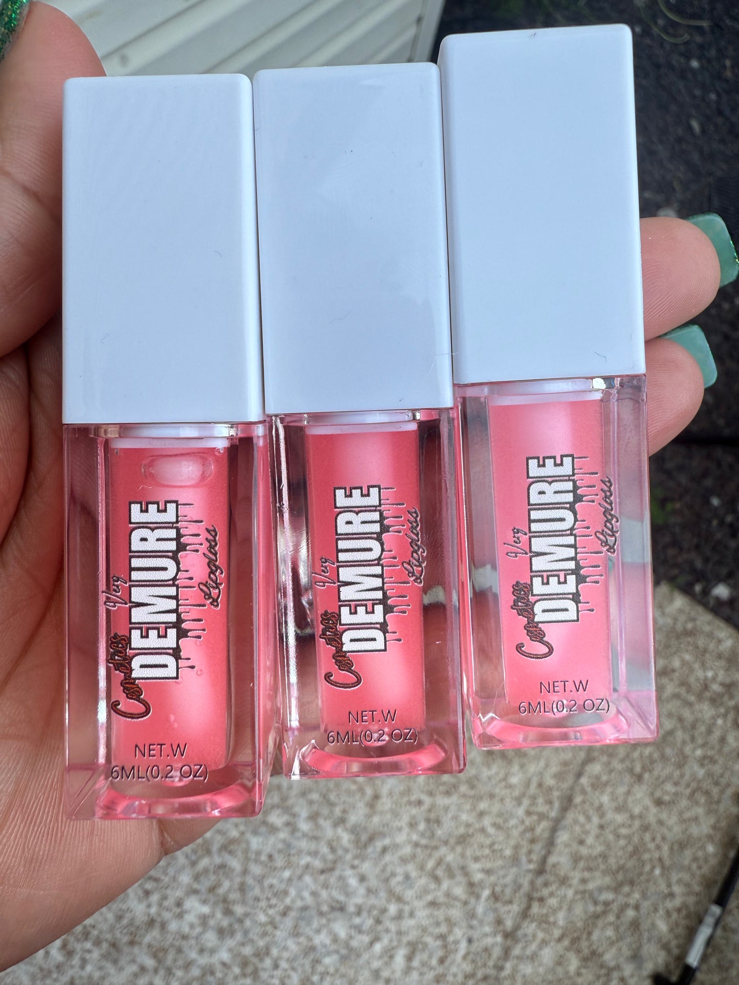 Starburst lipgloss glows n the dark